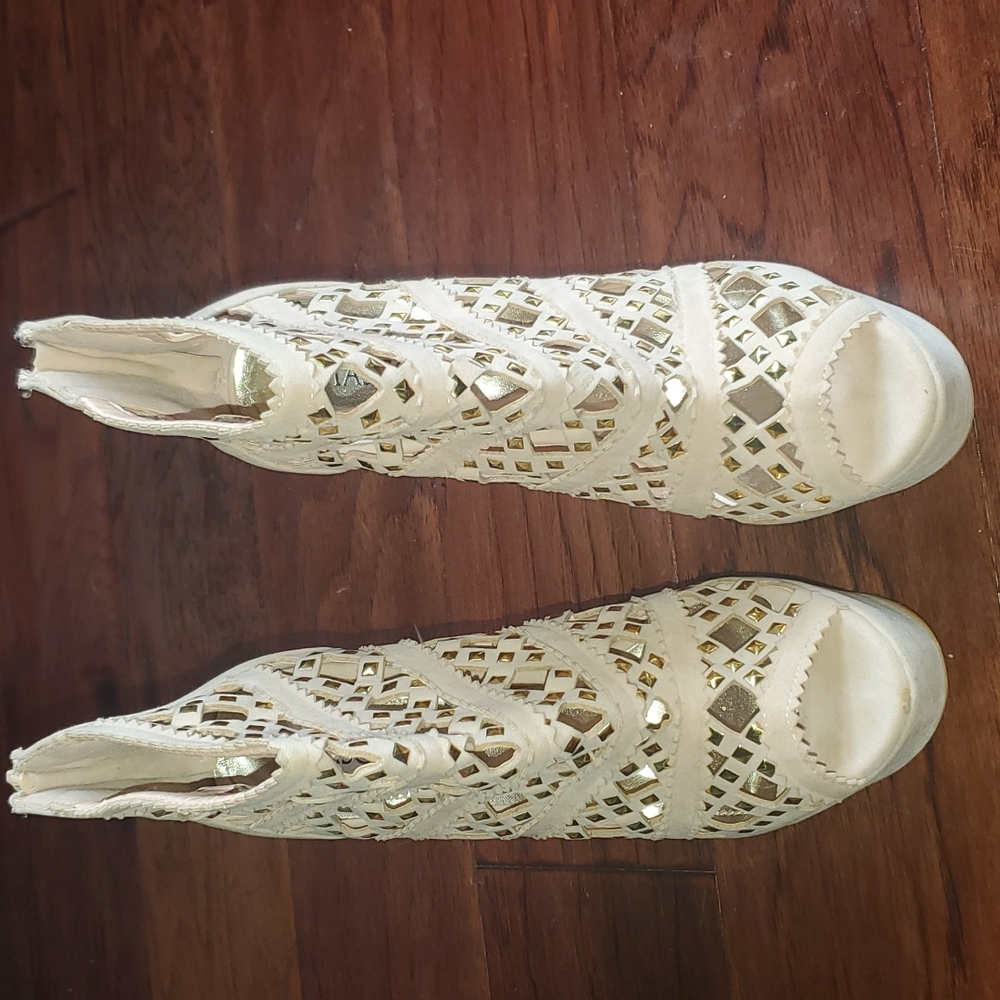Womens stilletos  heels
